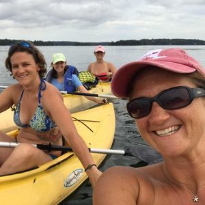 Meet your Posher, Elizabeth